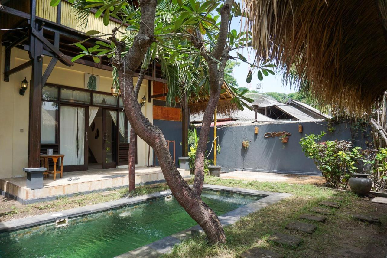 Hotel Puri Hondje Gili Trawangan Exterior foto